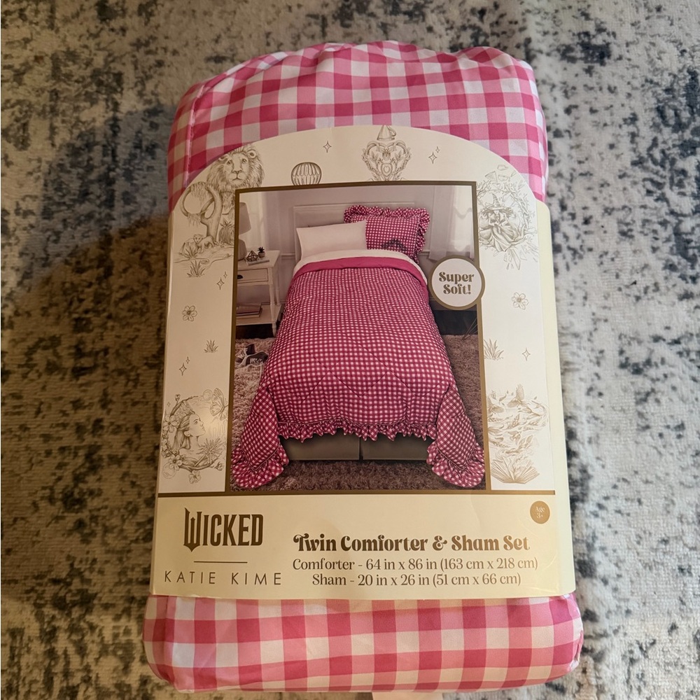 Wicked Pink Checkered Comforter & Sham Set by Katie Kime